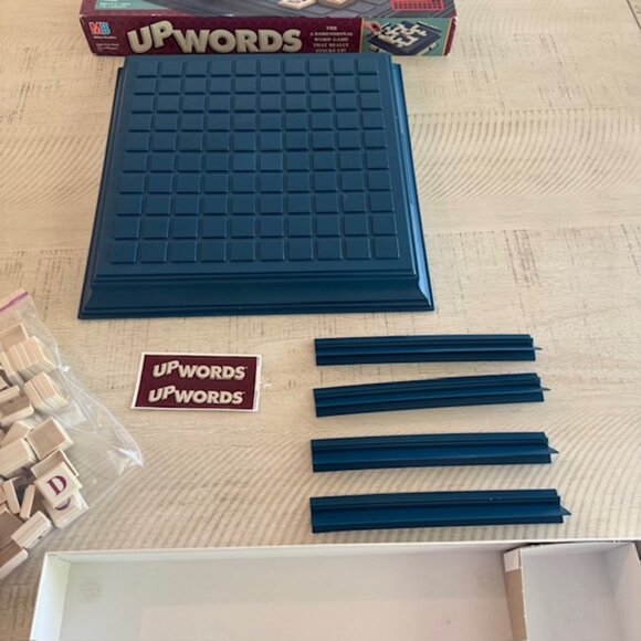 Vintage 1992 Milton Bradley Upwords #4312 - Picture 3 of 8